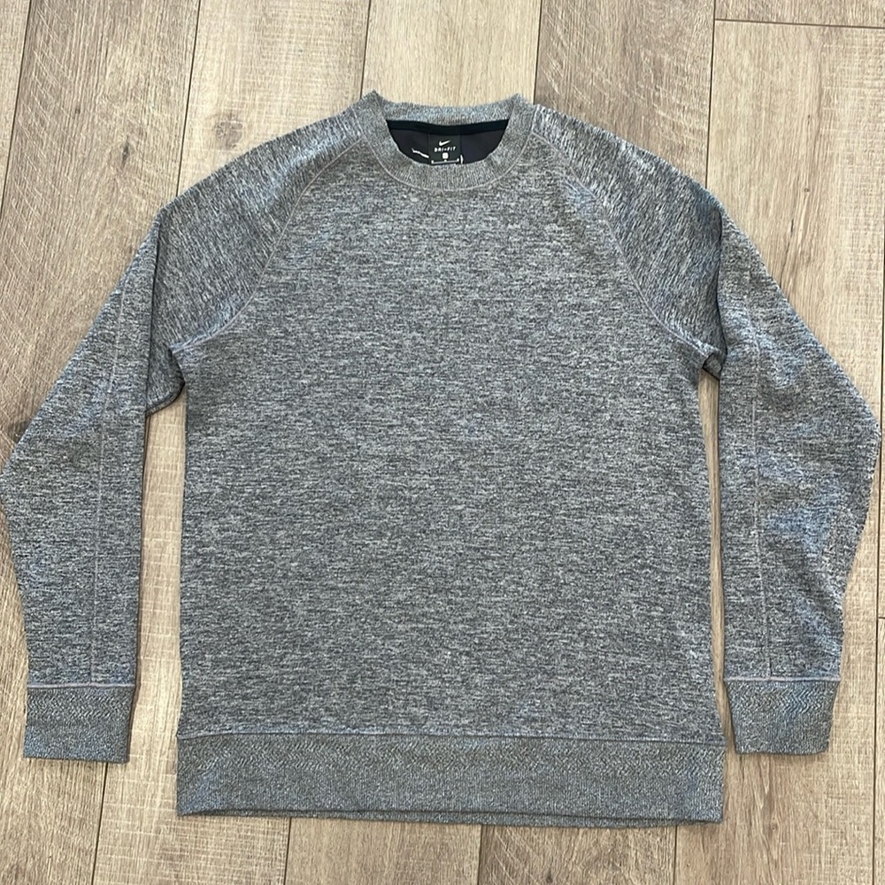 Nike  Men's Dri-Fit Gray Crew Neck Long Sleeve Sweatshirt Size M